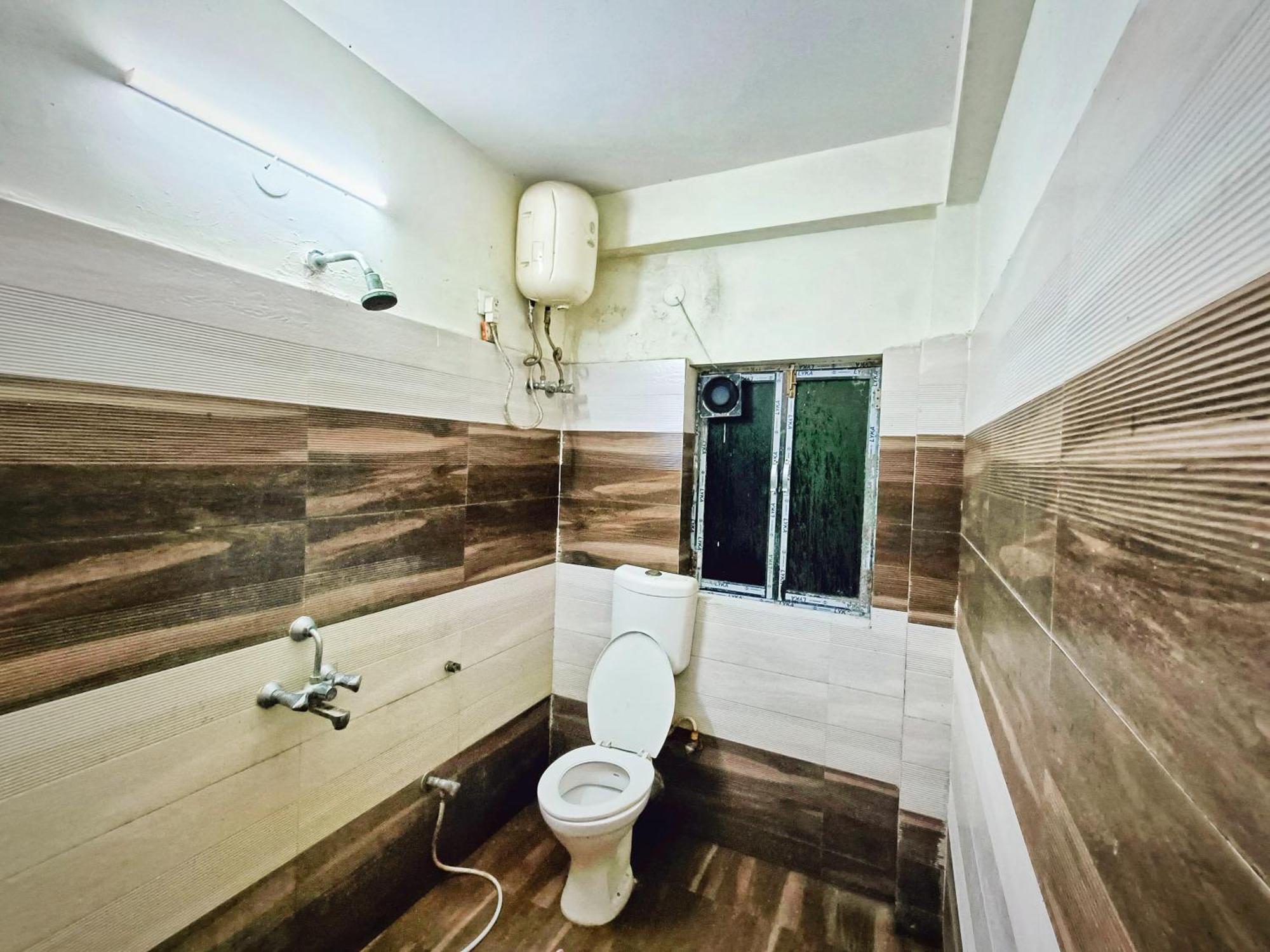 Rest Inn Hotel Newtown Road Near Tata Medical โกลกาตา ภายนอก รูปภาพ