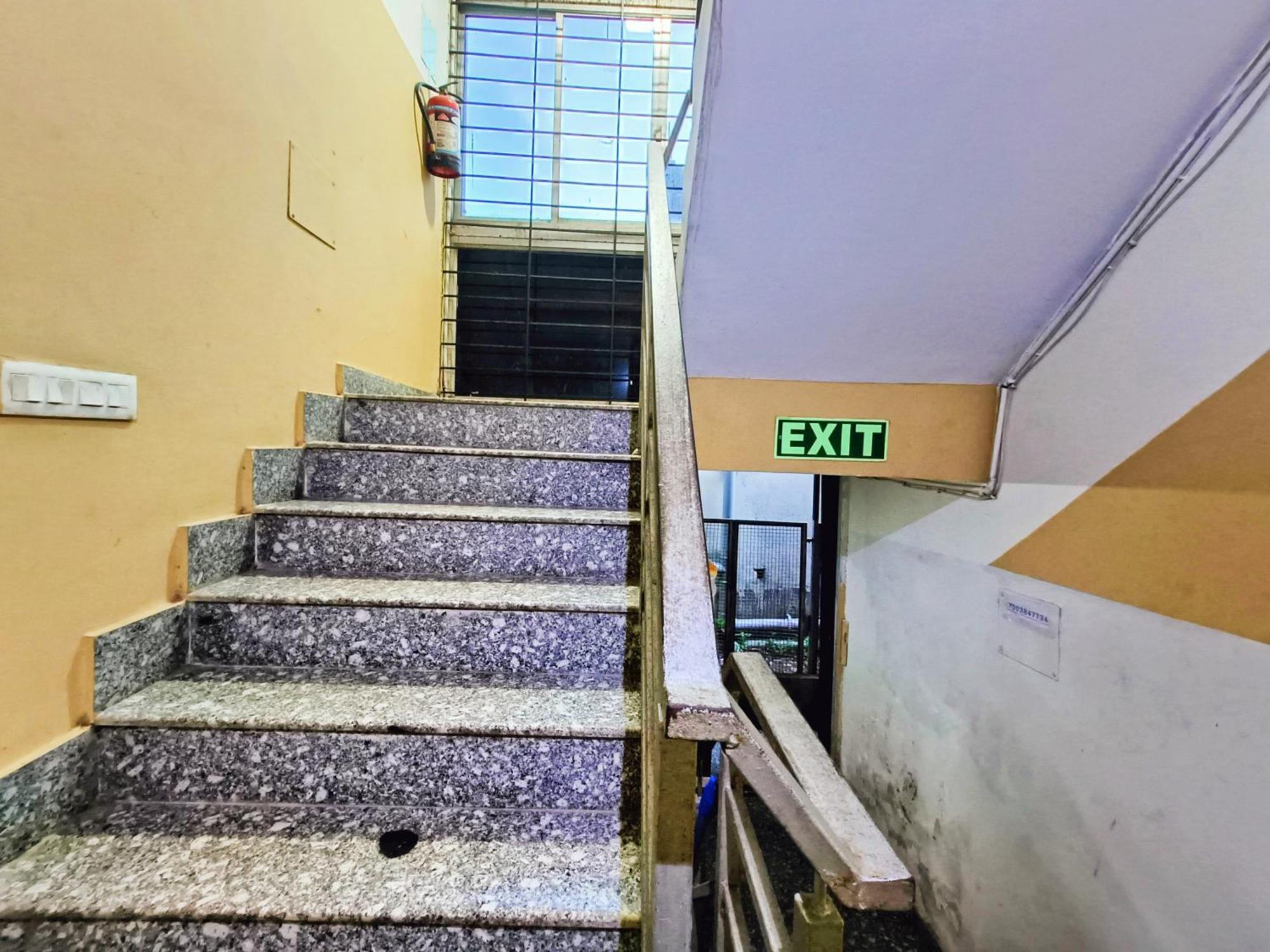 Rest Inn Hotel Newtown Road Near Tata Medical โกลกาตา ภายนอก รูปภาพ